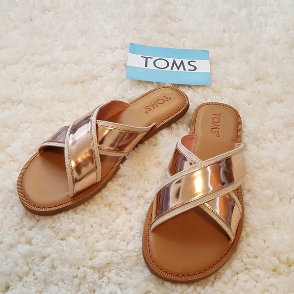 Toms Shoes - Toms Viv Rose Gold Specchio Womens Sandals Size 6